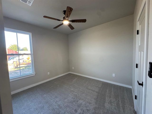 223 Blakely Ln, Fletcher, OK 73541