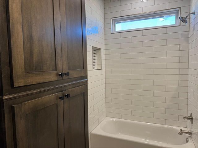 223 Blakely Ln, Fletcher, OK 73541