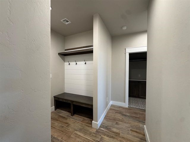 223 Blakely Ln, Fletcher, OK 73541