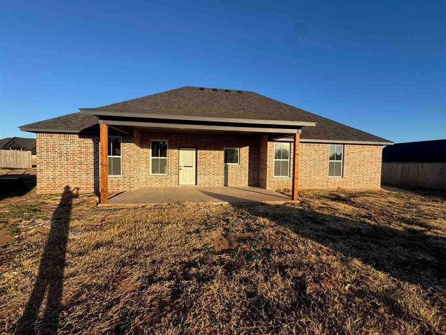223 Blakely Ln, Fletcher, OK 73541