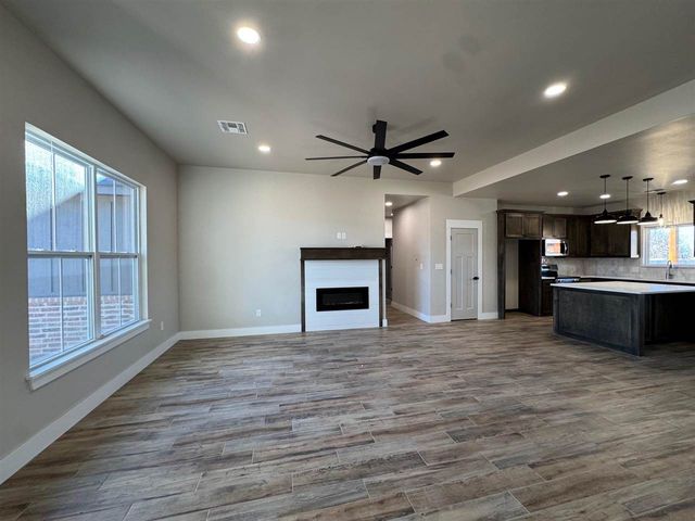 223 Blakely Ln, Fletcher, OK 73541