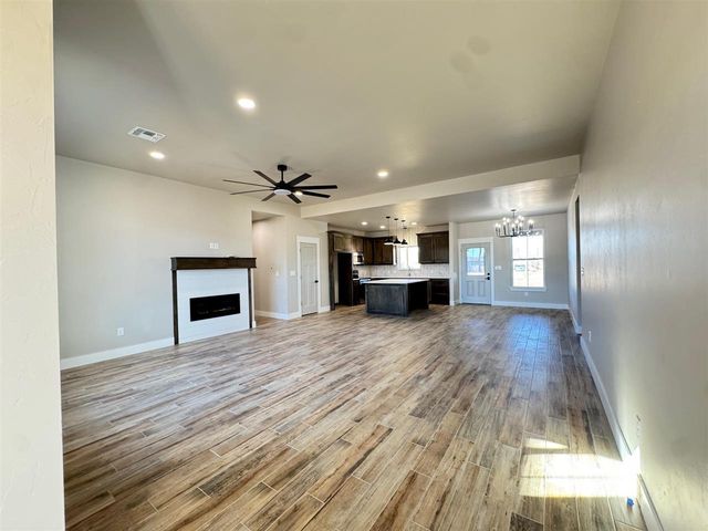 223 Blakely Ln, Fletcher, OK 73541