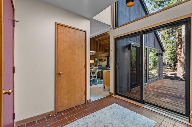 13668 Owls Clover RH 3, Black Butte Ranch, OR 97759