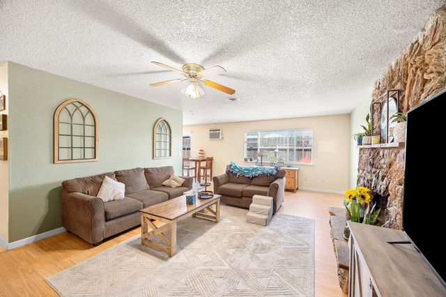 1724 Deborah Ln, Marysville, CA 95901