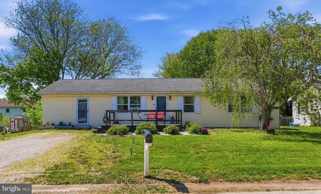 34 BONNIEFIELD CIR, Gettysburg, PA 17325