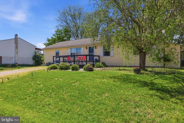 34 BONNIEFIELD CIR, Gettysburg, PA 17325