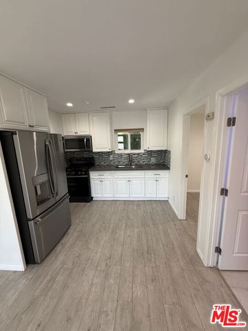 6813 Haywood Street, Tujunga (los Angeles), CA 91042
