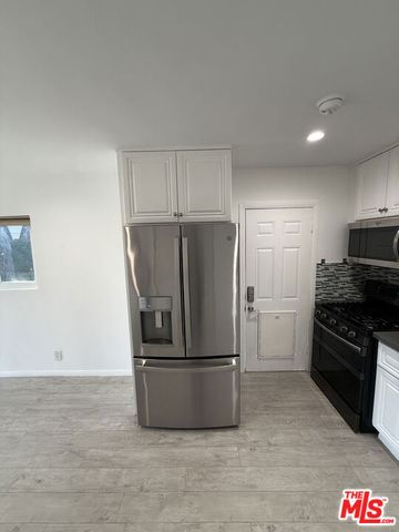 6813 Haywood Street, Tujunga (los Angeles), CA 91042