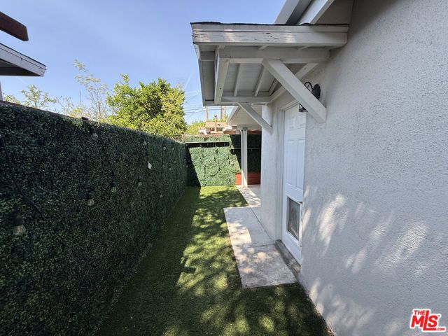 6813 Haywood Street, Tujunga (los Angeles), CA 91042