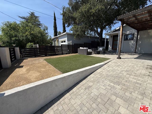 6813 Haywood Street, Tujunga (los Angeles), CA 91042
