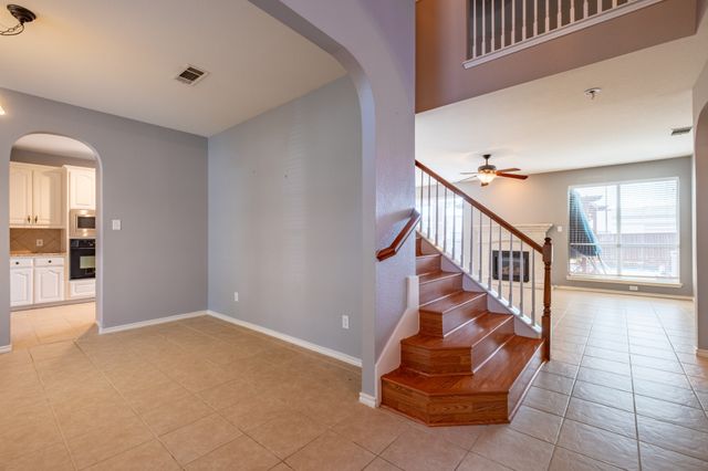10137 Red Bluff Drive, Fort Worth, TX 76177
