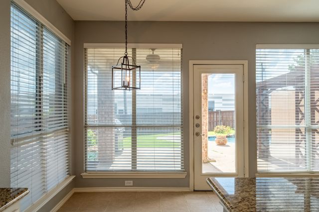 10137 Red Bluff Drive, Fort Worth, TX 76177