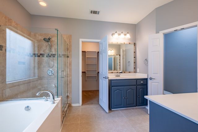 10137 Red Bluff Drive, Fort Worth, TX 76177