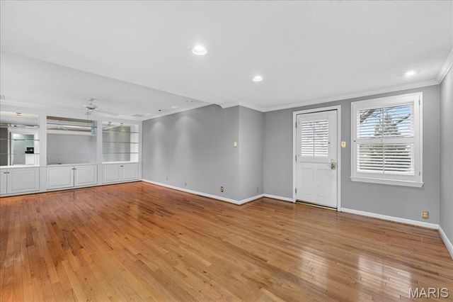 9553 Park Lane, Ladue, MO 63124