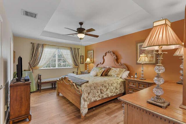 7401 Sarentino Lane 211, Boynton Beach, FL 33437