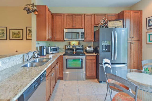 7401 Sarentino Lane 211, Boynton Beach, FL 33437