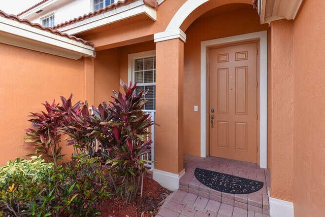 7401 Sarentino Lane 211, Boynton Beach, FL 33437