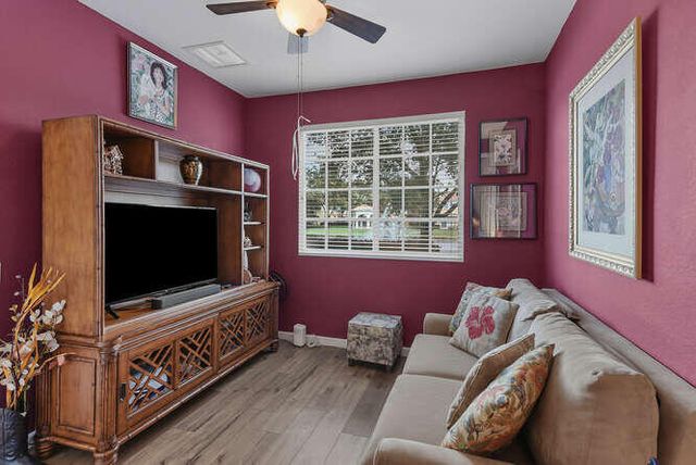 7401 Sarentino Lane 211, Boynton Beach, FL 33437