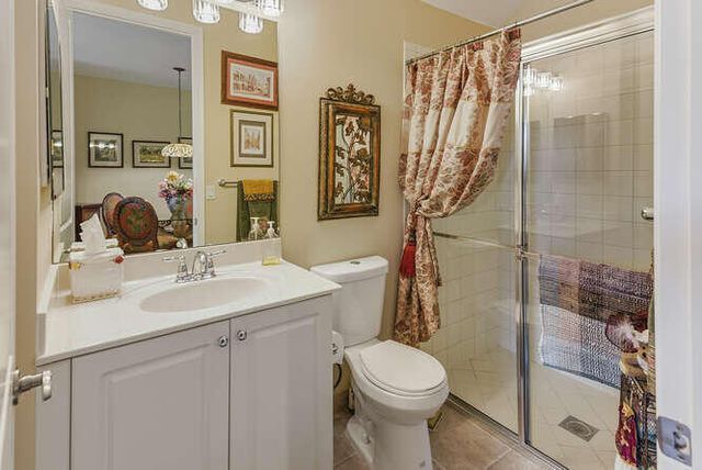 7401 Sarentino Lane 211, Boynton Beach, FL 33437