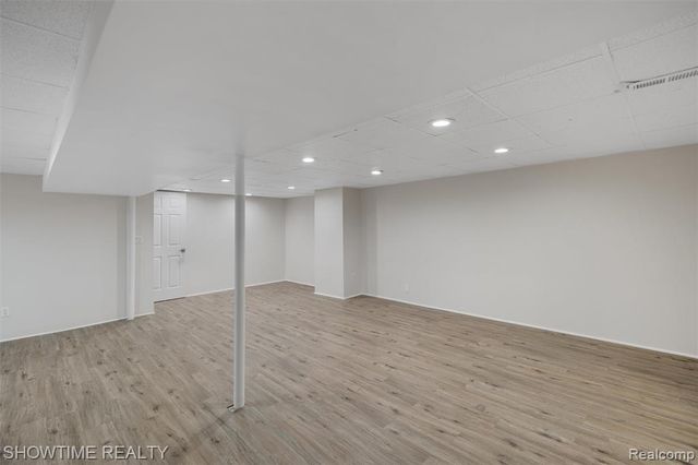 11287 Brougham Drive, Sterling Heights, MI 48312