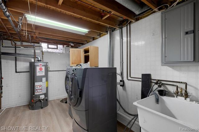 11287 Brougham Drive, Sterling Heights, MI 48312