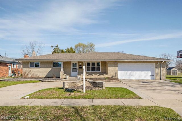 11287 Brougham Drive, Sterling Heights, MI 48312
