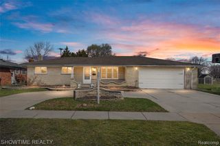 11287 Brougham Drive, Sterling Heights, MI 48312