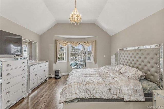 263 James Street, Franklin Square, NY 11010