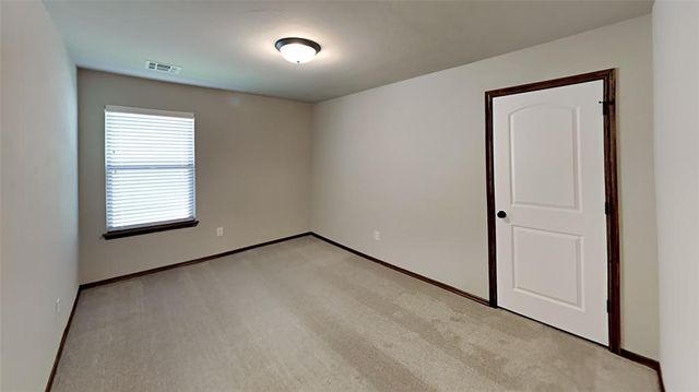 9004 NW 142nd Street, Yukon, OK 73099