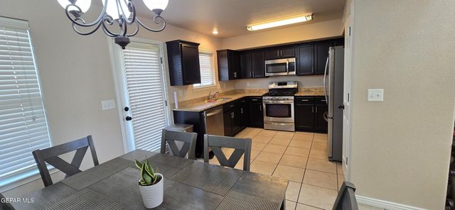 13209 KESTREL Avenue, Horizon City, TX 79928