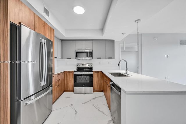 840 NE 130th Street 603, North Miami, FL 33161