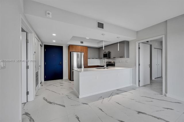 840 NE 130th Street 603, North Miami, FL 33161