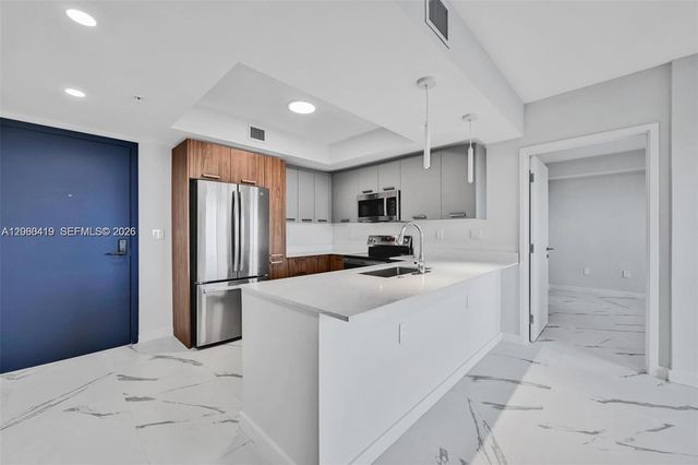 840 NE 130th Street 603, North Miami, FL 33161