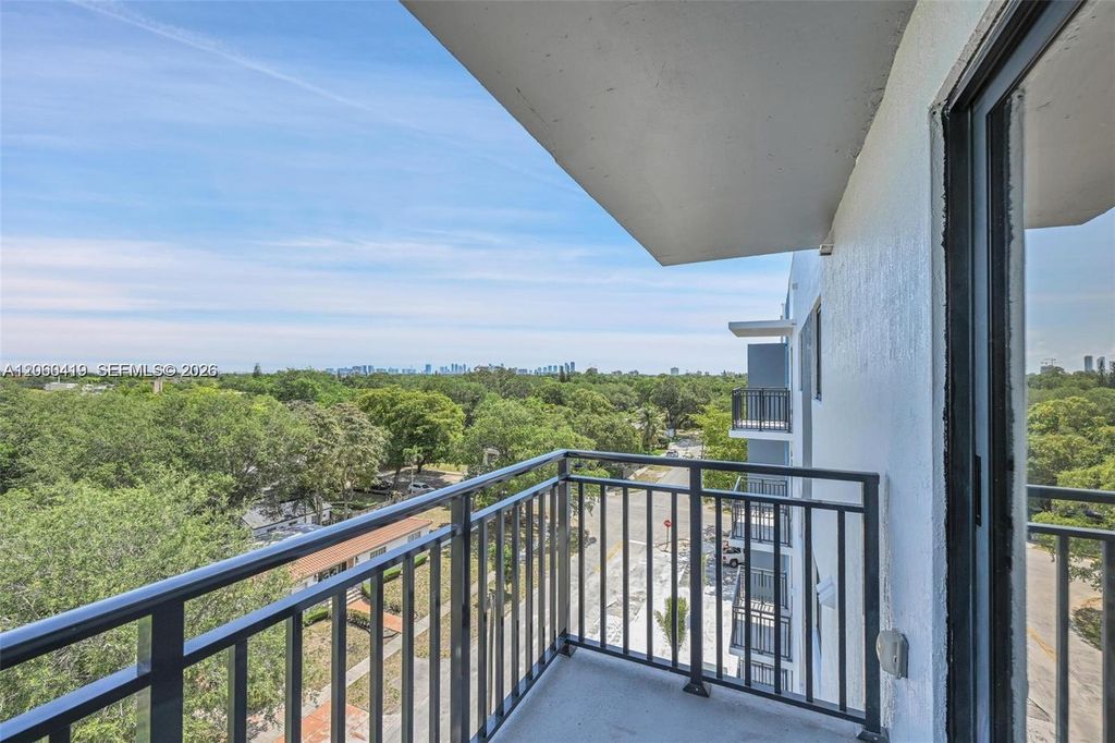 840 NE 130th Street 603, North Miami, FL 33161