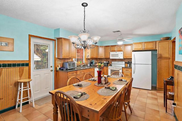 12165 SE Nassau Street, Hobe Sound, FL 33455