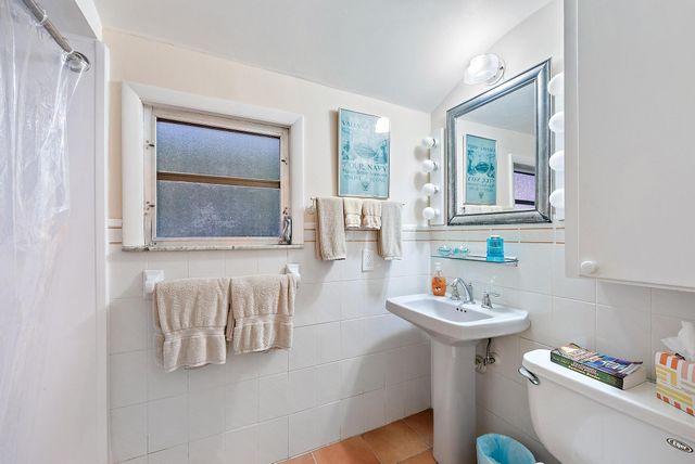 12165 SE Nassau Street, Hobe Sound, FL 33455