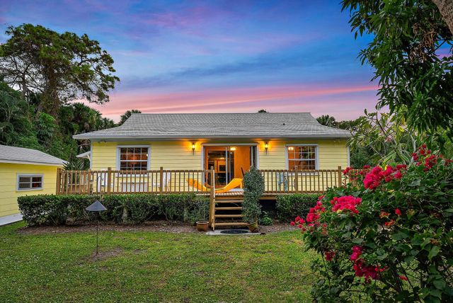 12165 SE Nassau Street, Hobe Sound, FL 33455