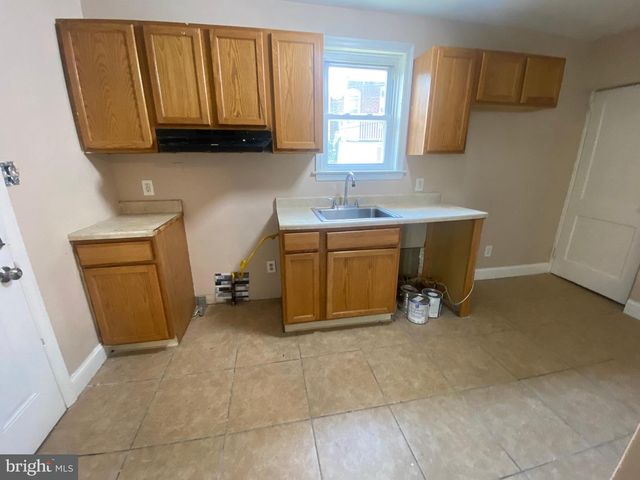 2900 N MADISON ST, Wilmington, DE 19802
