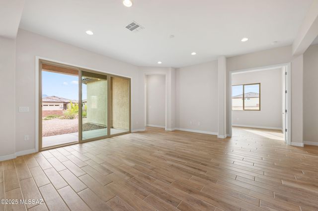 878 N Astronomer Lane Lot 171, Green Valley, AZ 85614