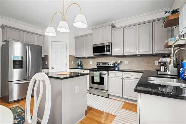 1417 Liberty Parkway NW, Atlanta, GA 30318