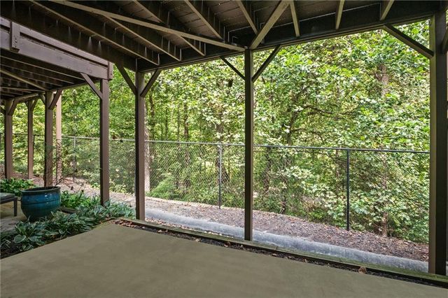 1417 Liberty Parkway NW, Atlanta, GA 30318