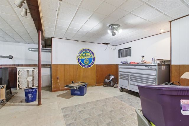 152 Lake St, Middleton, MA 01949