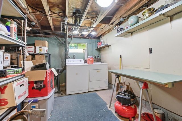 152 Lake St, Middleton, MA 01949