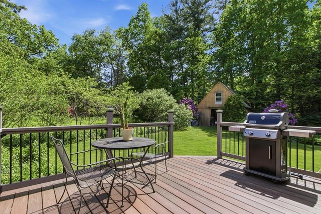 152 Lake St, Middleton, MA 01949