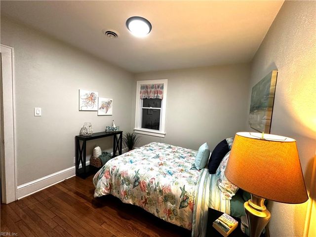 9136 Ocella AVE, Norfolk, VA 23503