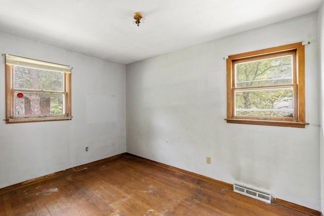 2750 Old Hobart Street, Lake Station, IN 46405