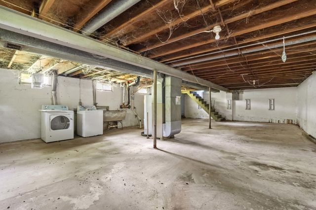 2750 Old Hobart Street, Lake Station, IN 46405