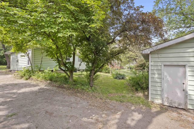 2750 Old Hobart Street, Lake Station, IN 46405
