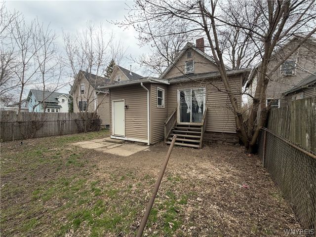 18 Monroe Street, North Tonawanda, NY 14120