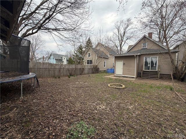 18 Monroe Street, North Tonawanda, NY 14120